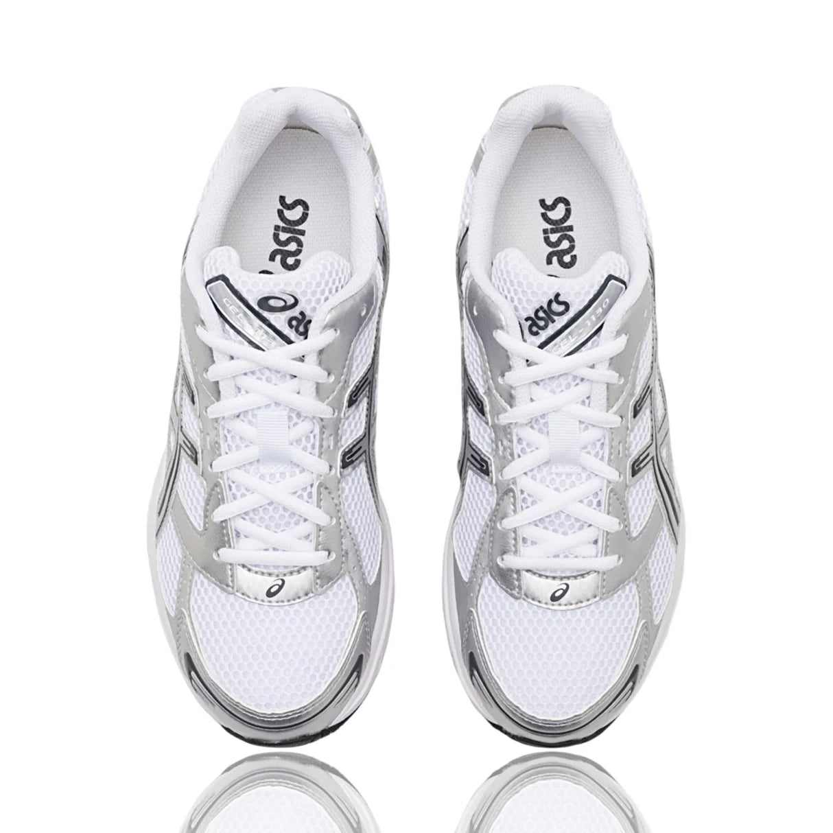 Nike V2K Run – White & Silver Sneakers