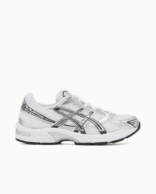 Nike V2K Run – White & Silver Sneakers